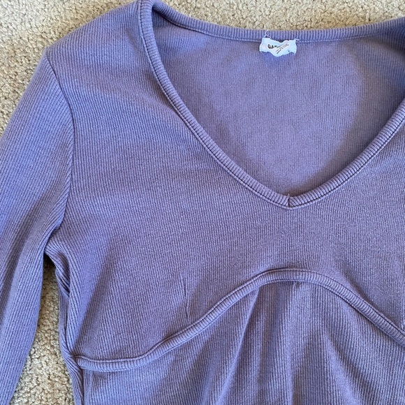 Purple crop top - Picture 2 of 3